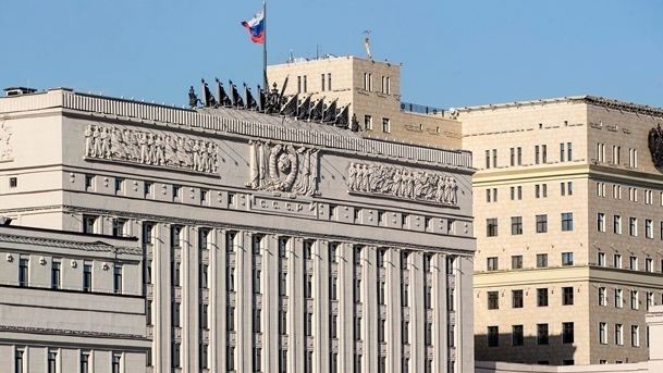 Міноборони РФ імітує просування військ за допомогою фейків з ШІ та старих кадрів Міноборони РФ імітує просування військ за допомогою фейків з ШІ та старих кадрів